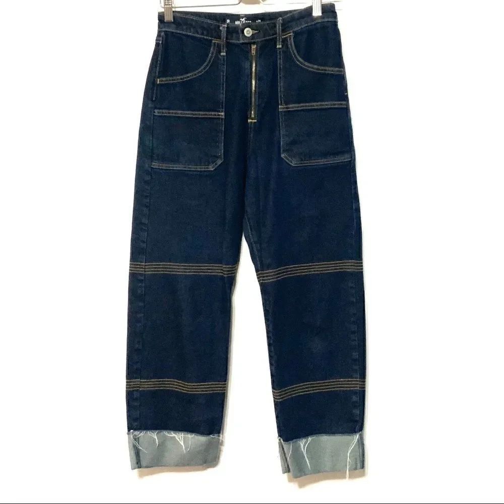 Hollister High Rise Crop Boyfriend raw hem sz 26